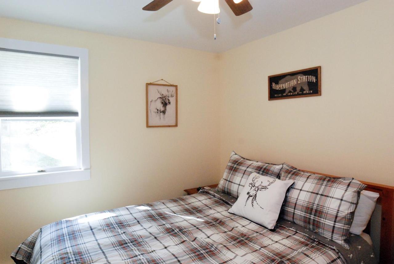 Maple Leaf Lodge Schroon Lake Экстерьер фото