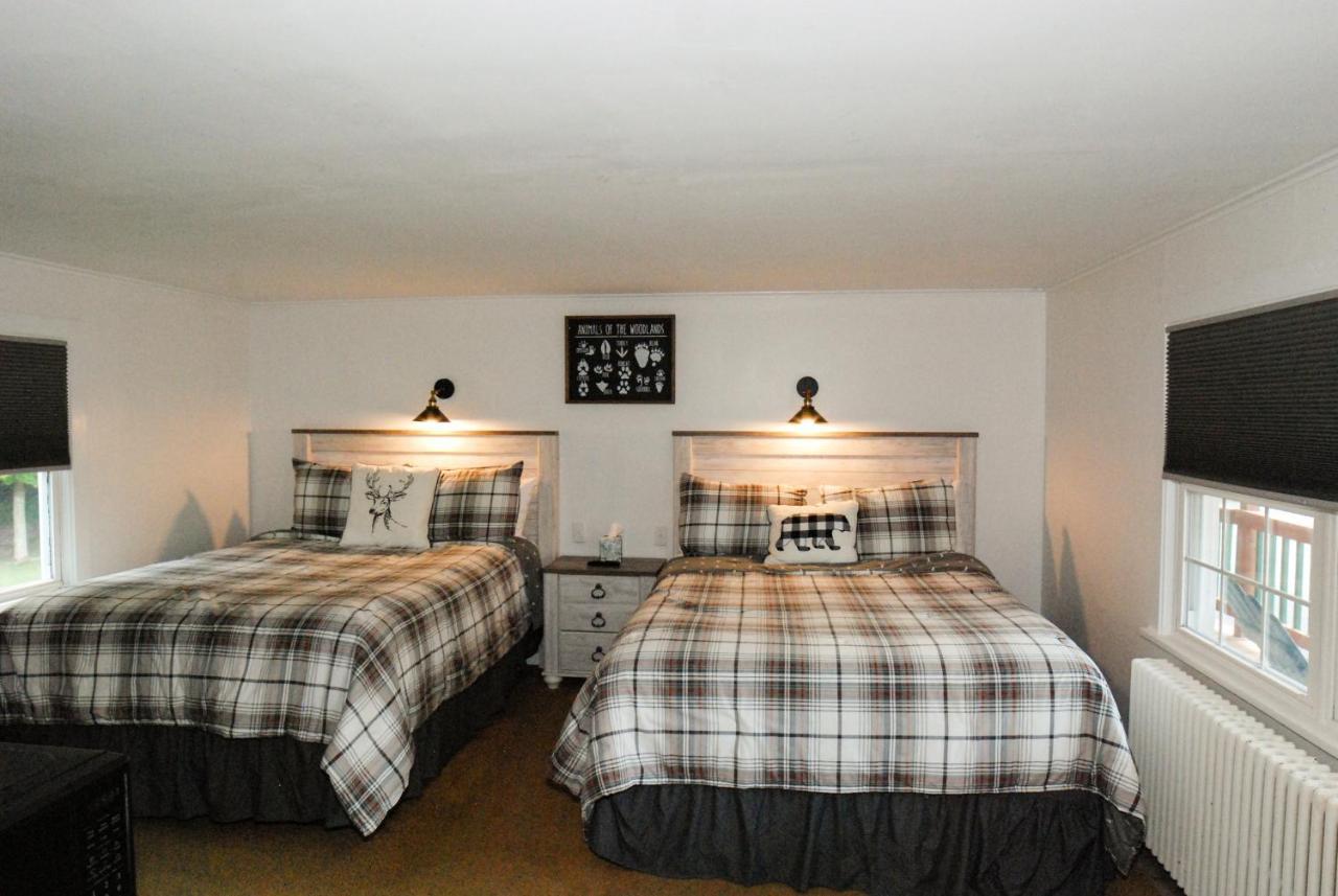 Maple Leaf Lodge Schroon Lake Экстерьер фото